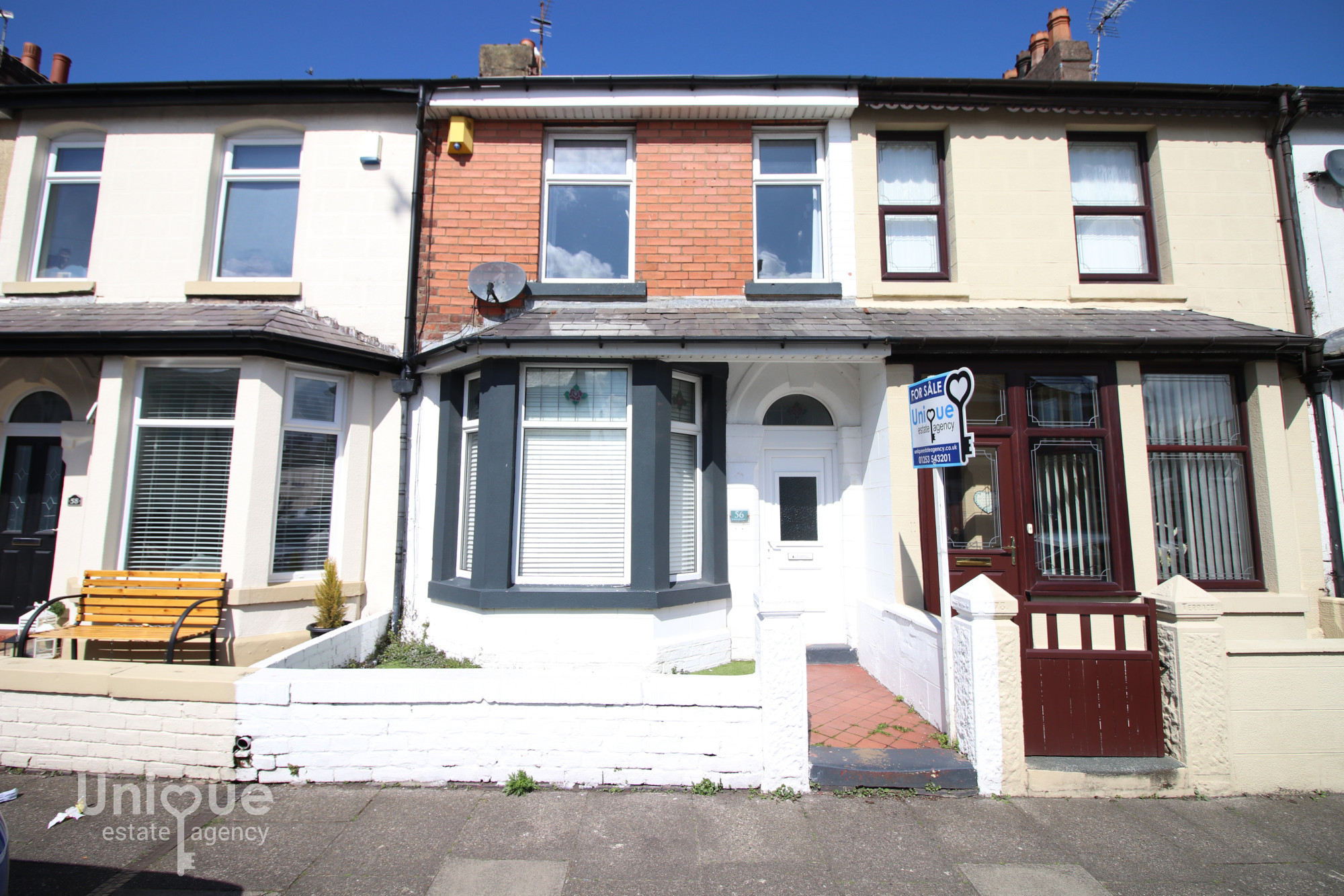 2 bedroom Terraced House Under Offer