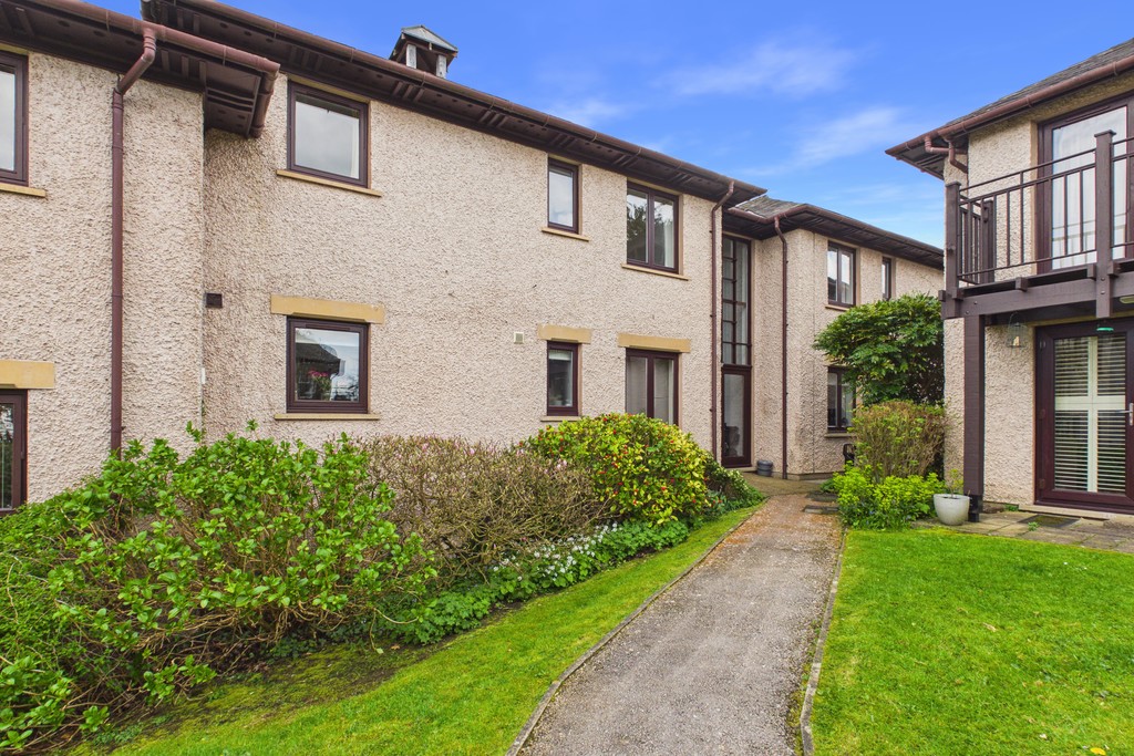 2 bedroom Block of Apartments For Sale