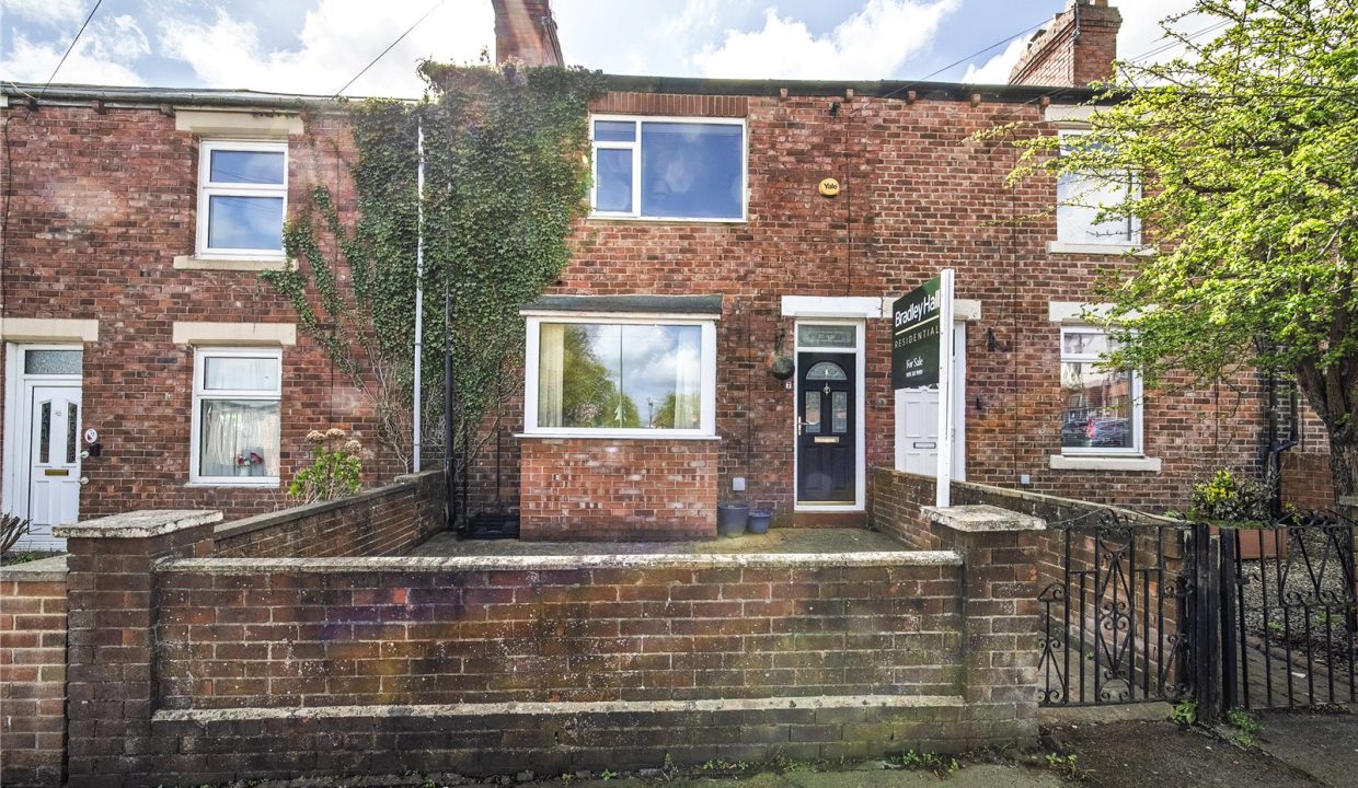 5 bedroom Terraced House For Sale