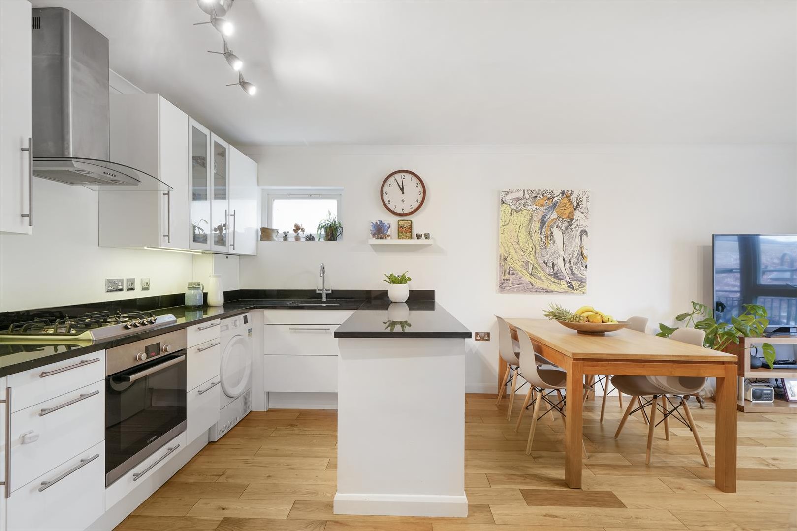 2 bedroom Apartment Under Offer