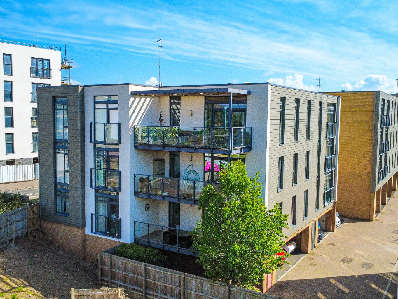 2 bedroom Apartment Under Offer