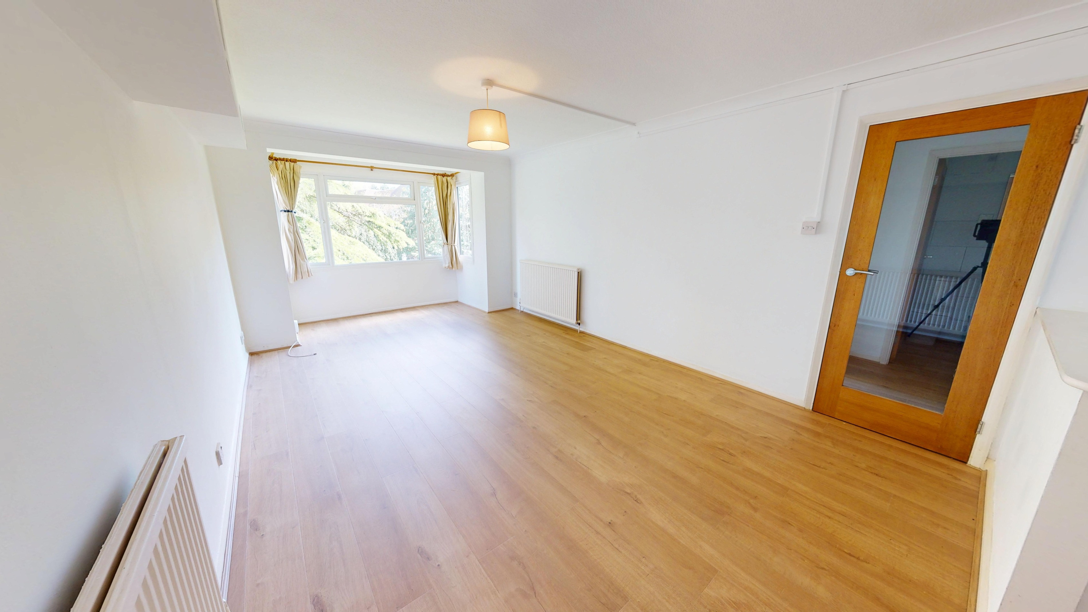 1 bedroom Flat To Let