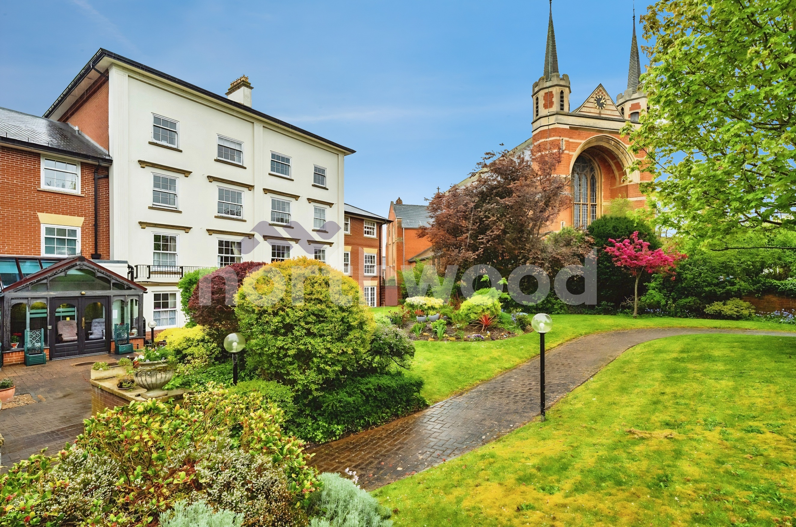 1 bedroom Flat For Sale