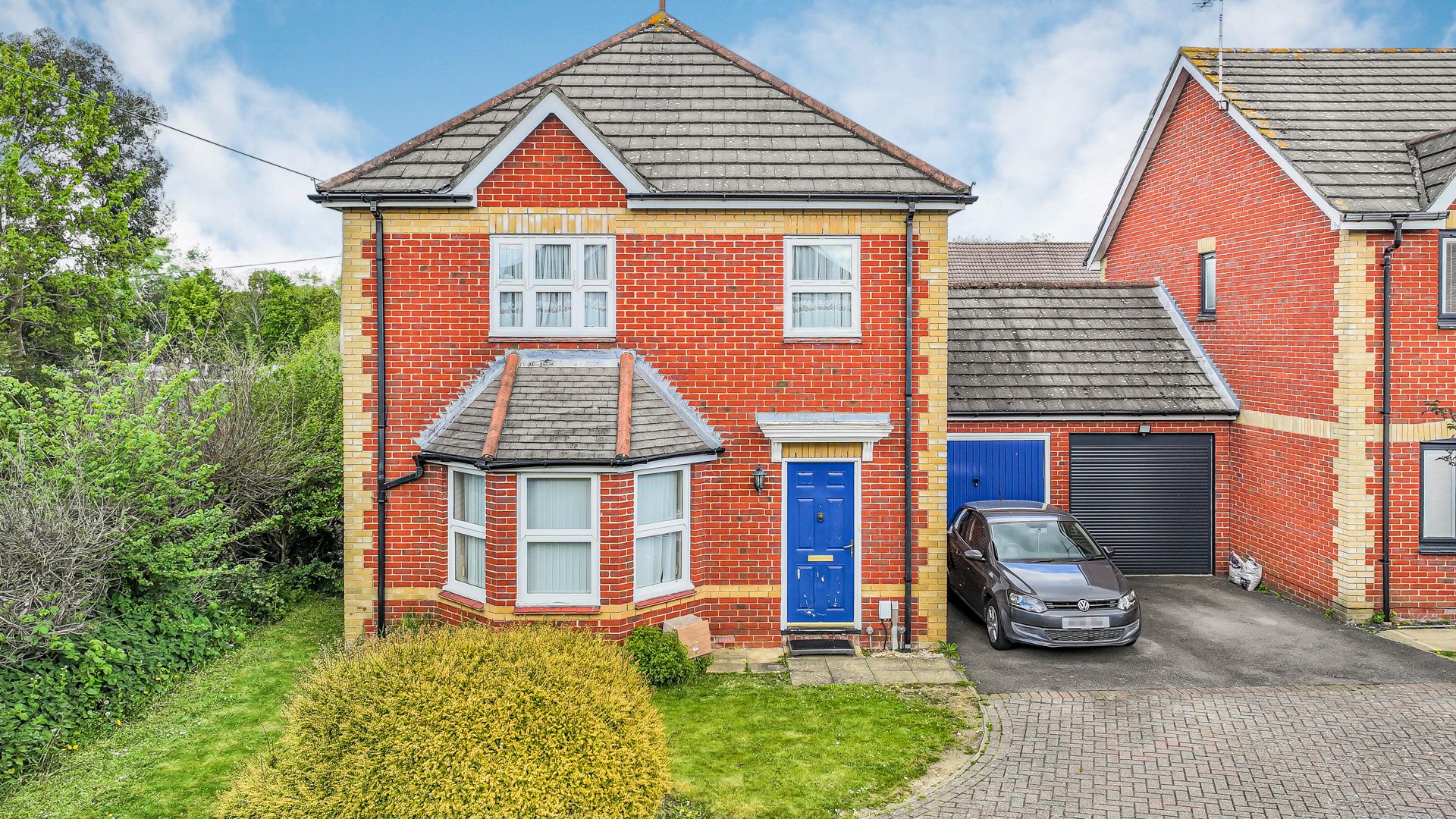 3 bedroom Detached house For Sale