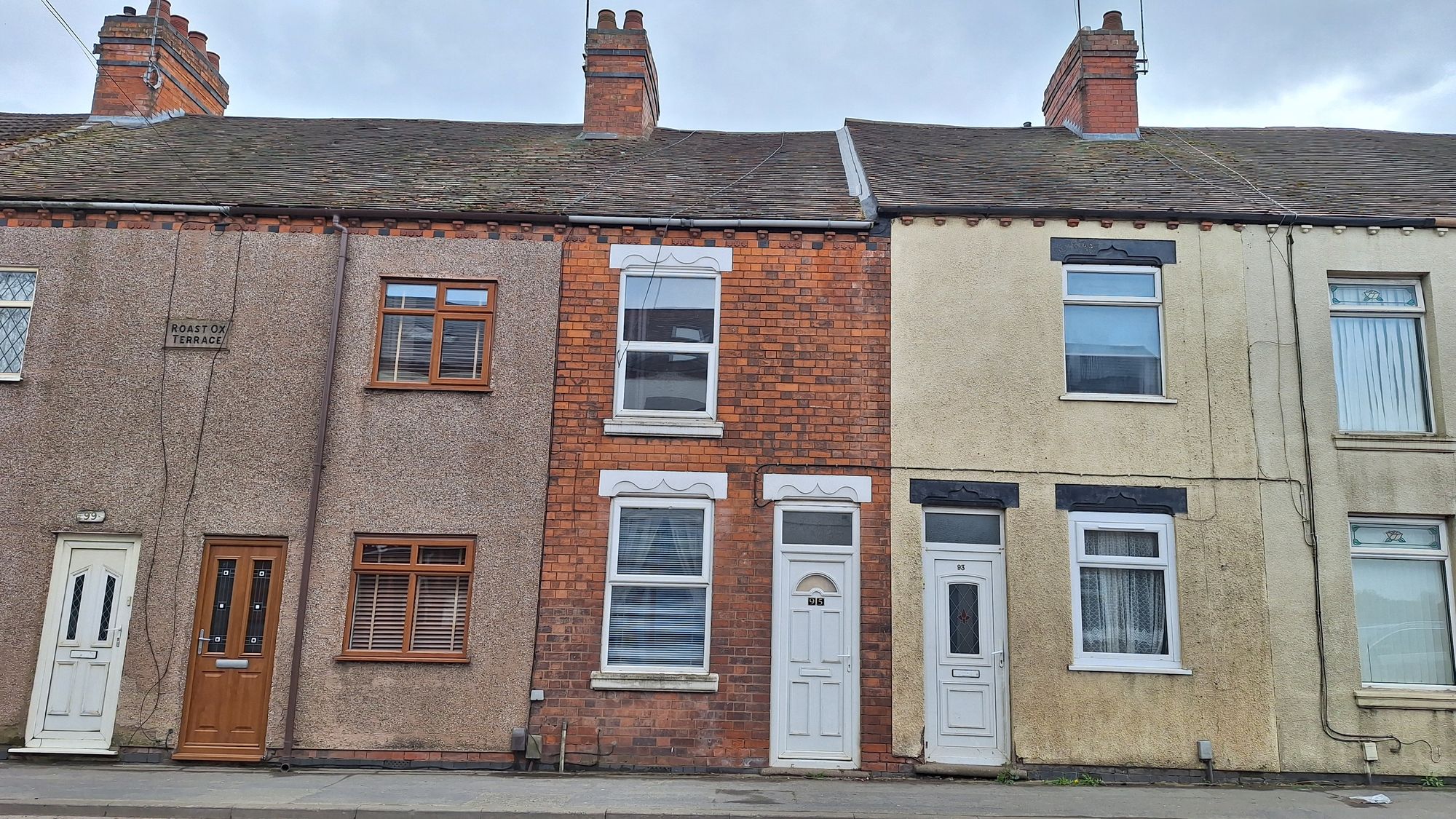 2 bedroom Terraced House Under Offer