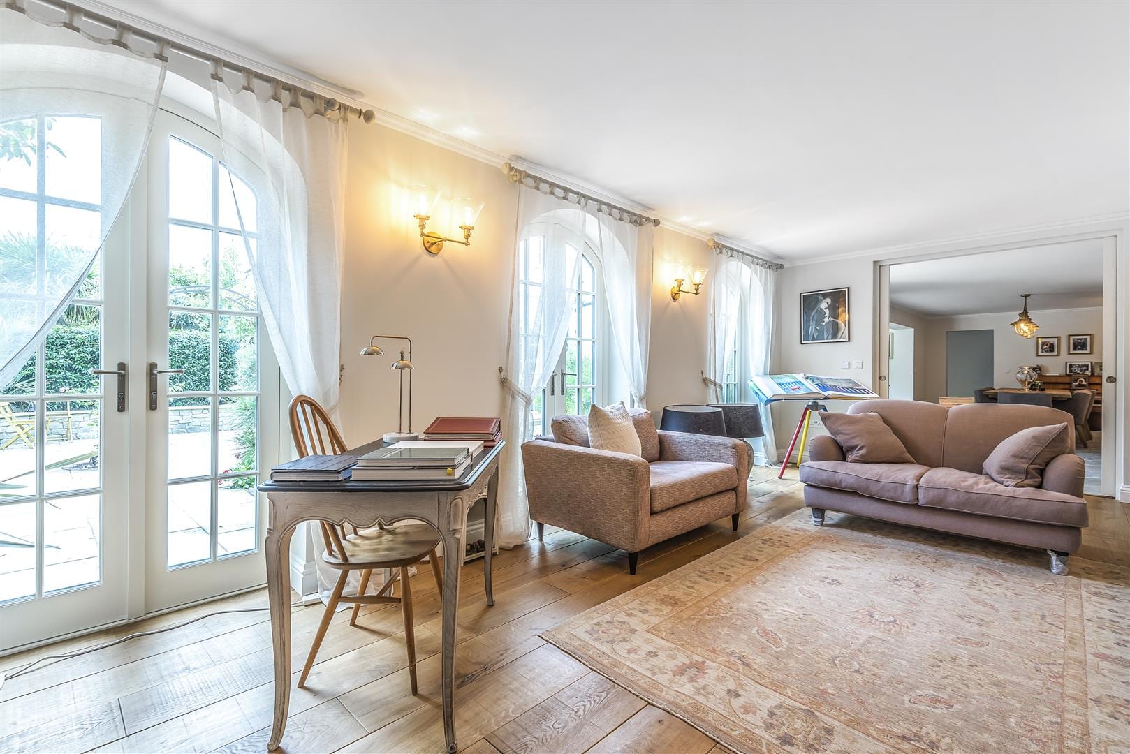 5 bedroom Terraced House To Let