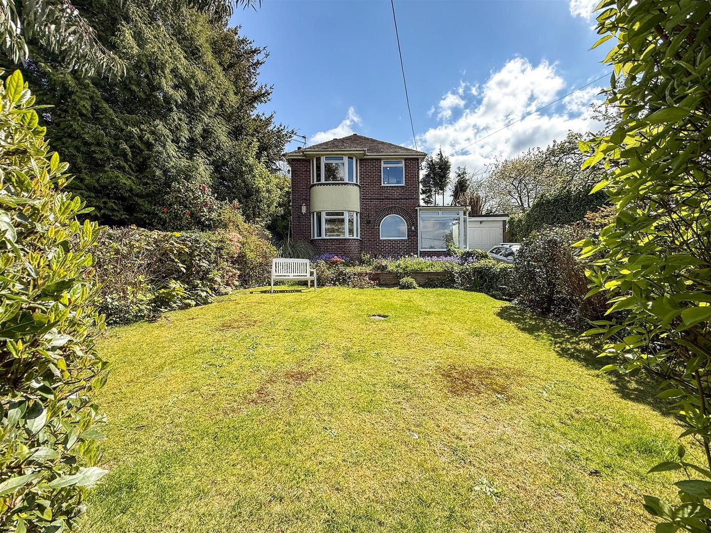 3 bedroom Link detached house For Sale