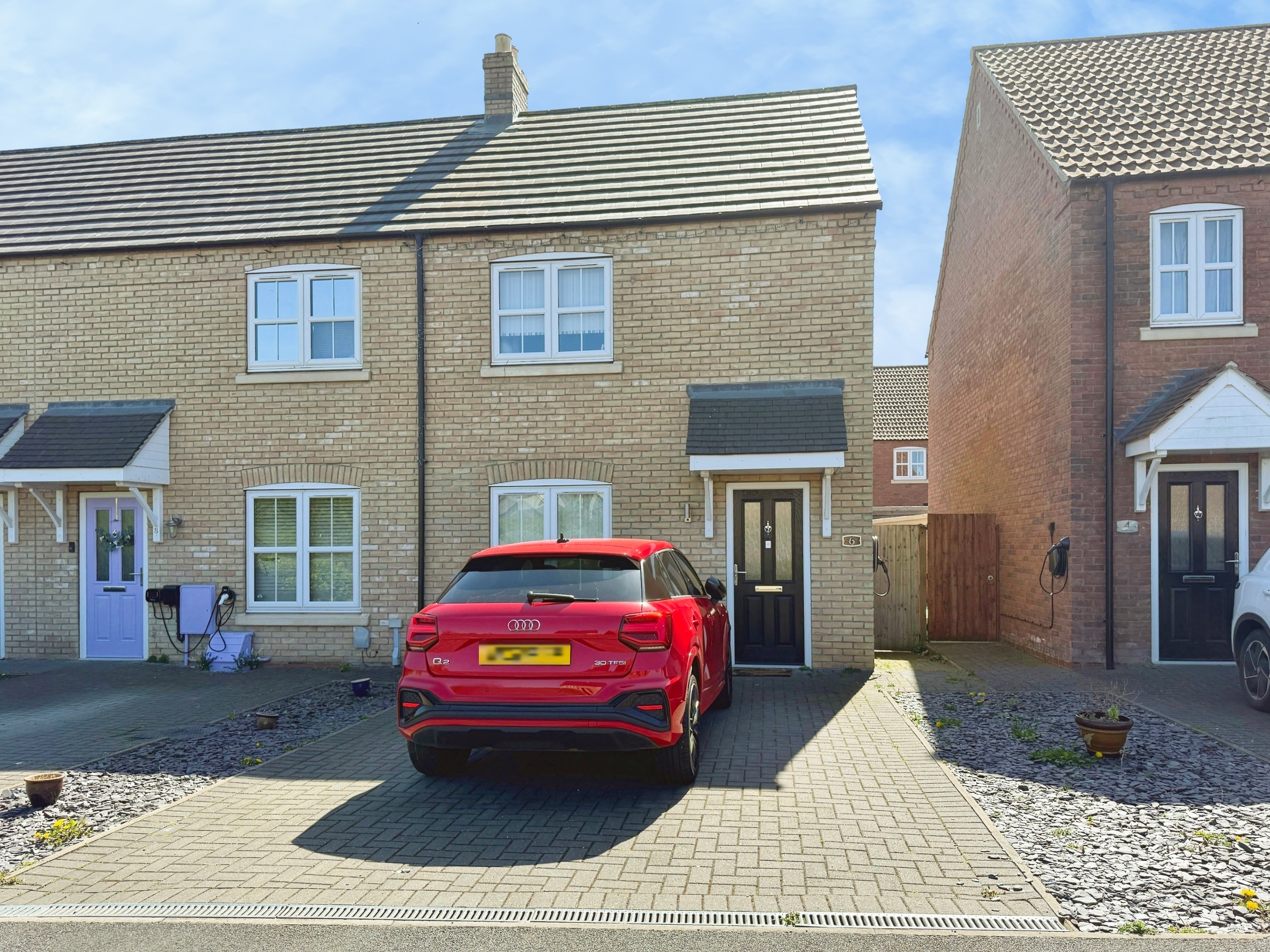 2 bedroom Terraced House Under Offer