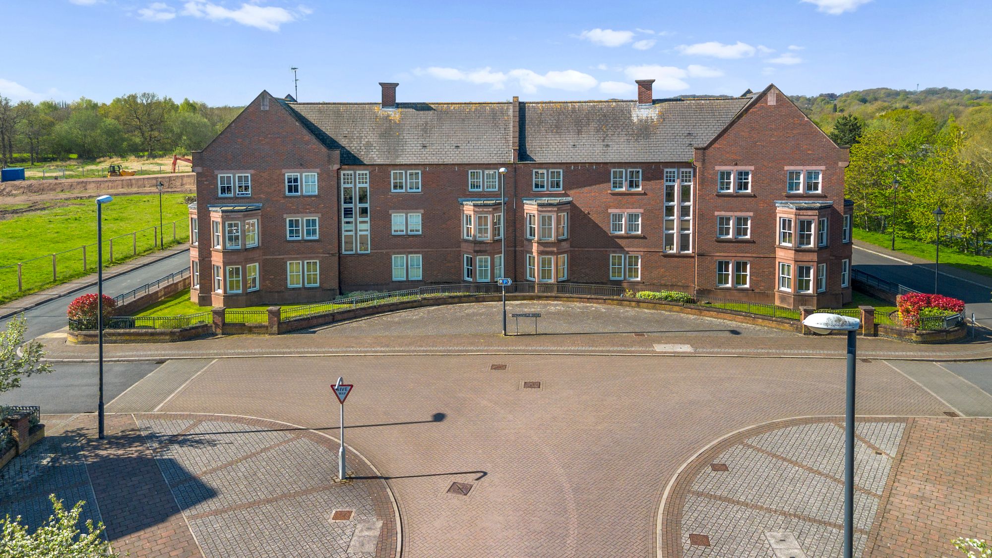 2 bedroom Flat share For Sale