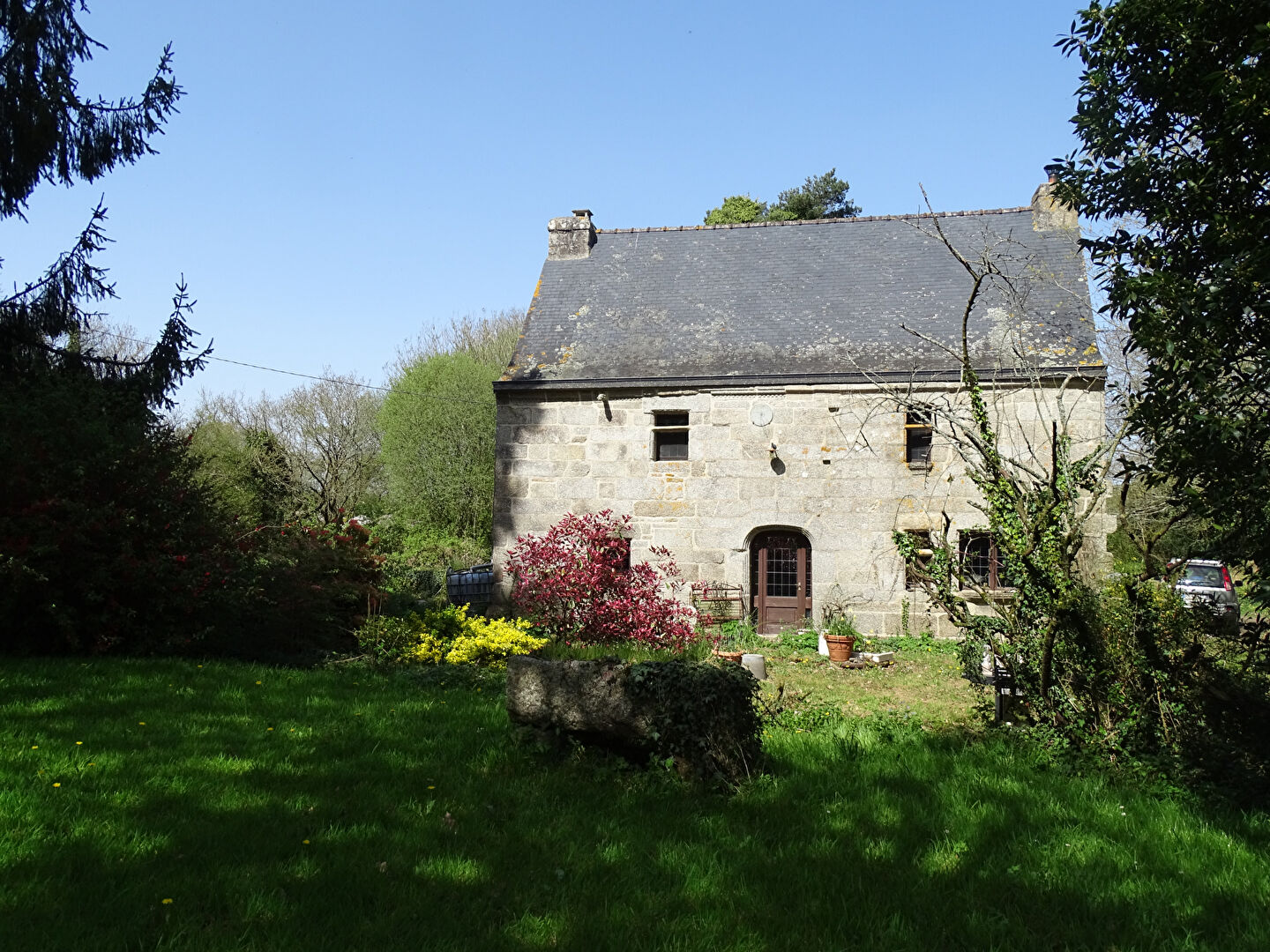 2 bedroom Cottage For Sale