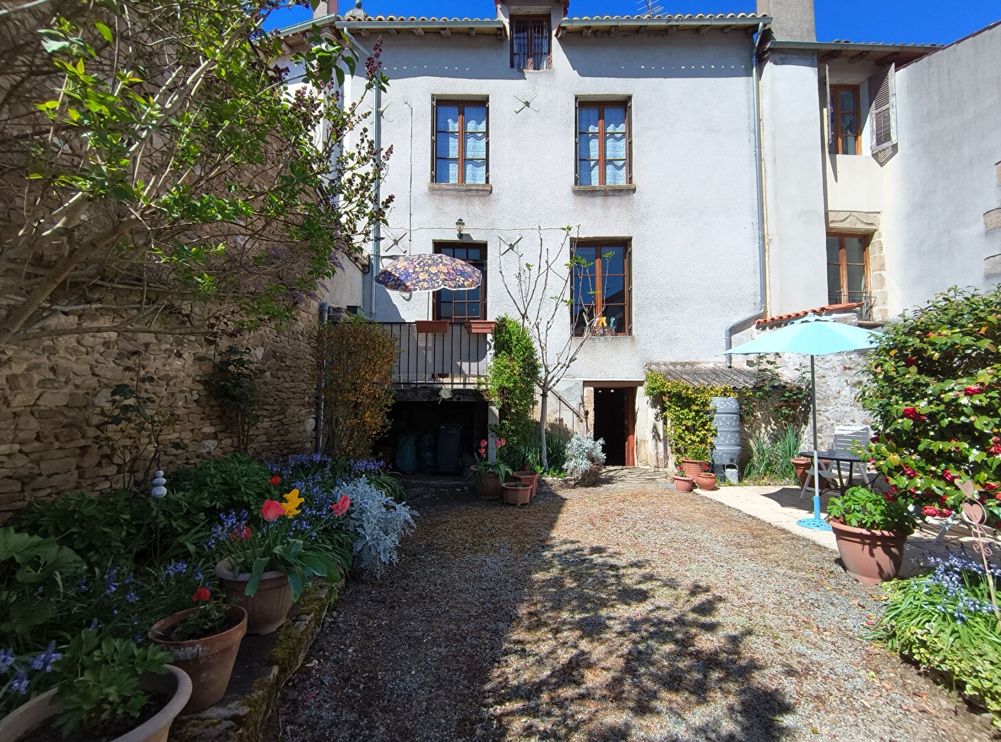 3 bedroom Village House For Sale