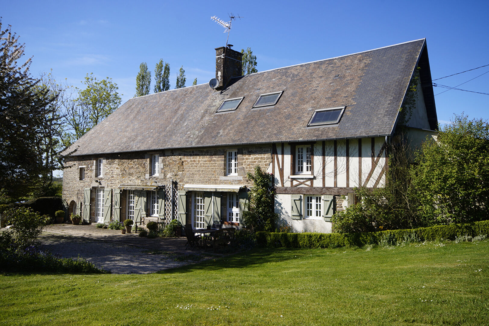 3 bedroom House (unspecified) For Sale