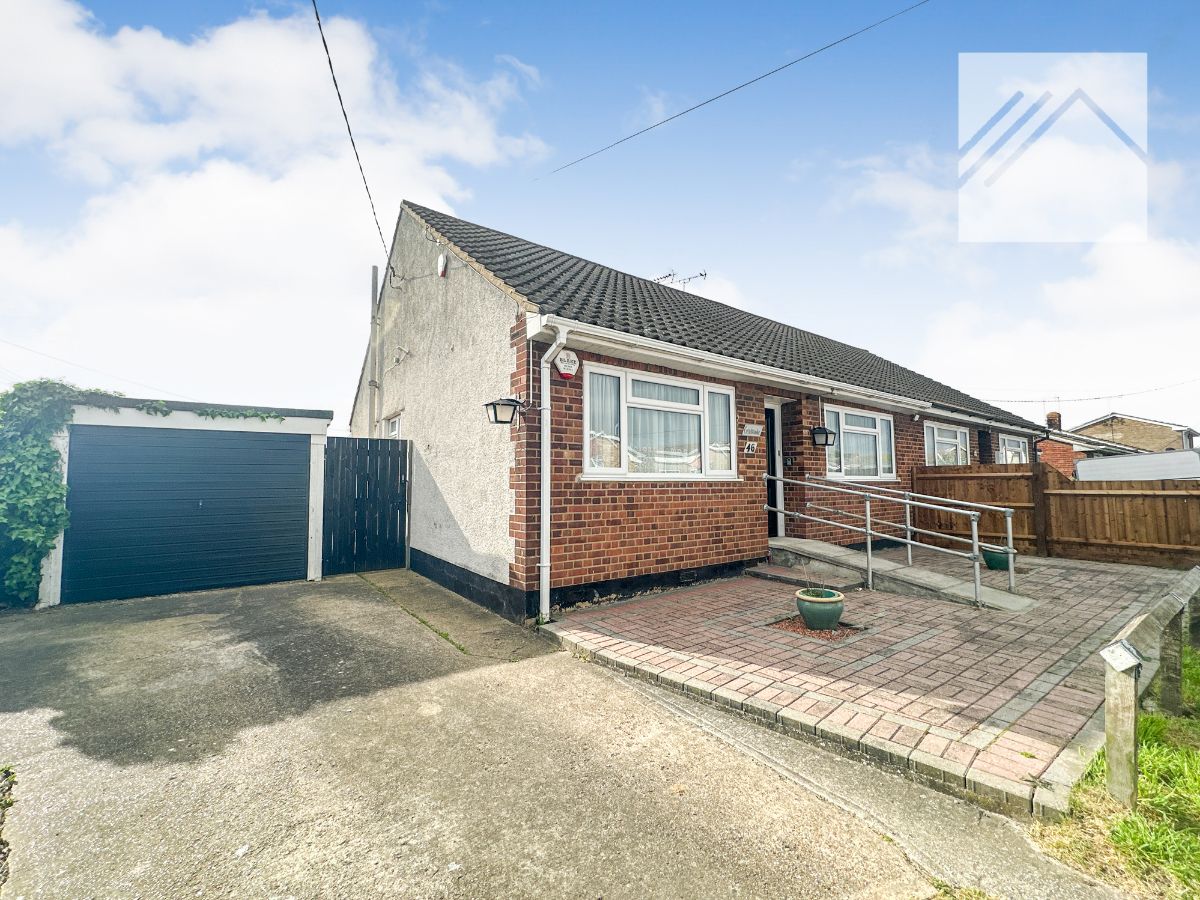 3 bedroom Detached bungalow Under Offer