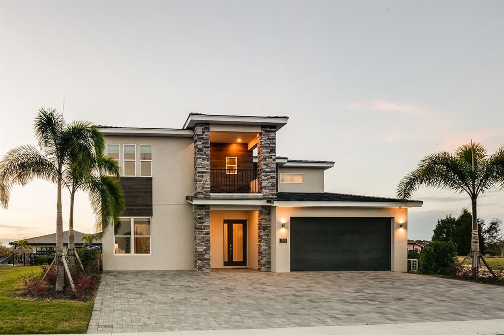 8 bedroom Detached house For Sale