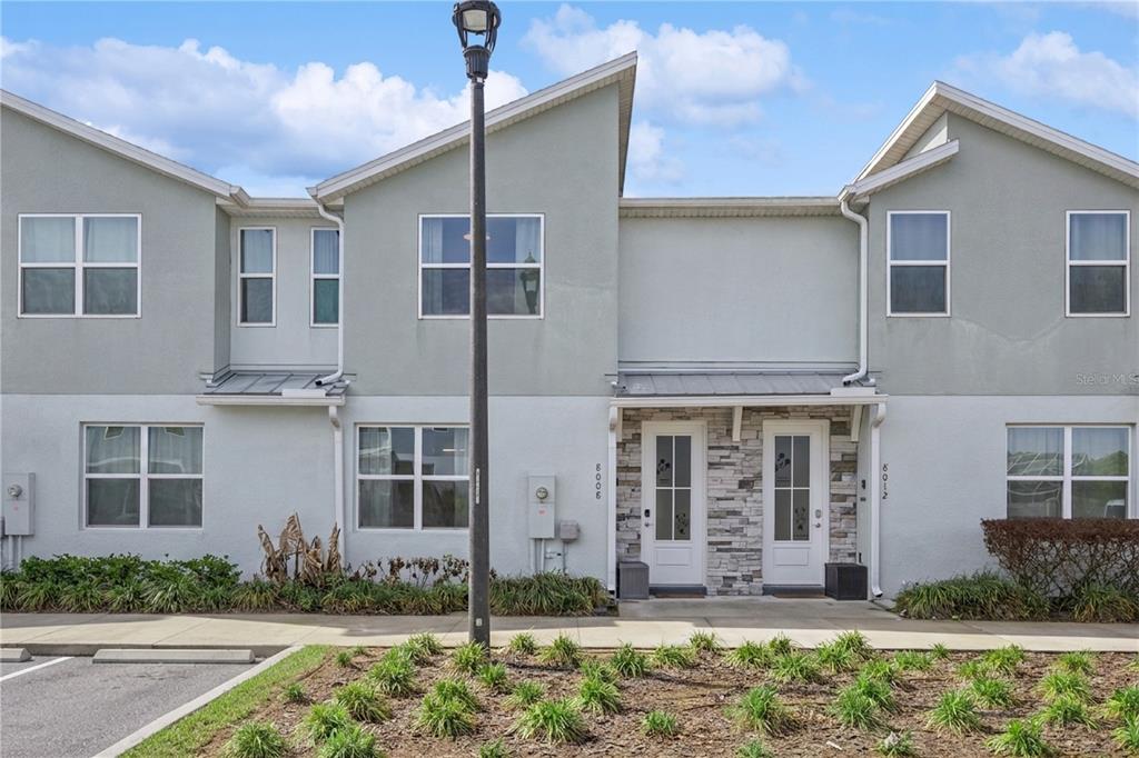 4 bedroom Town house For Sale
