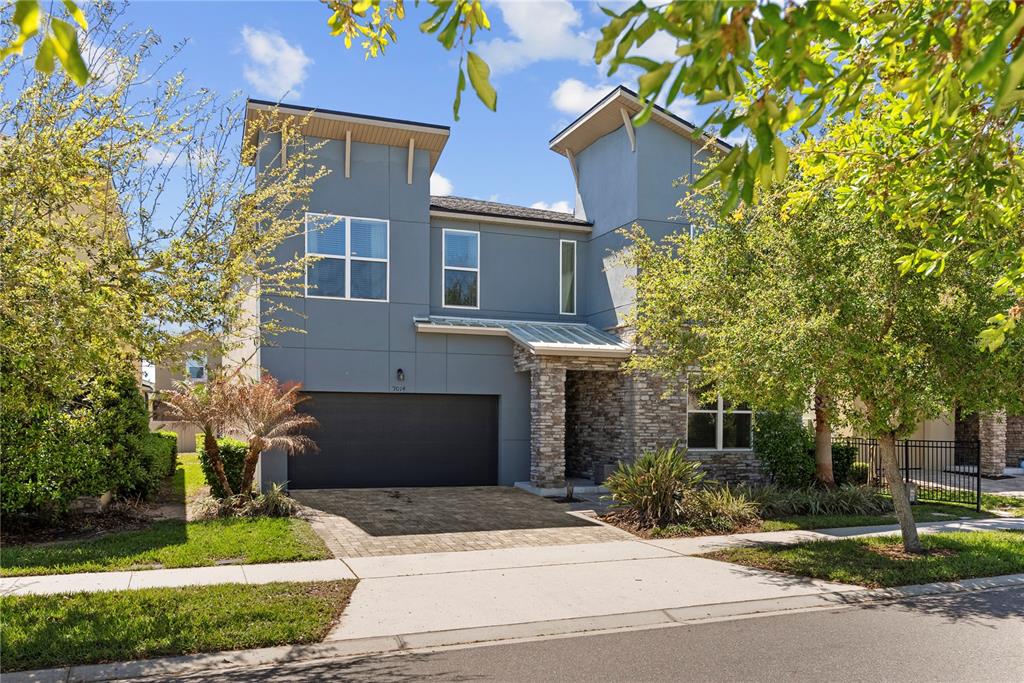 9 bedroom Detached house For Sale