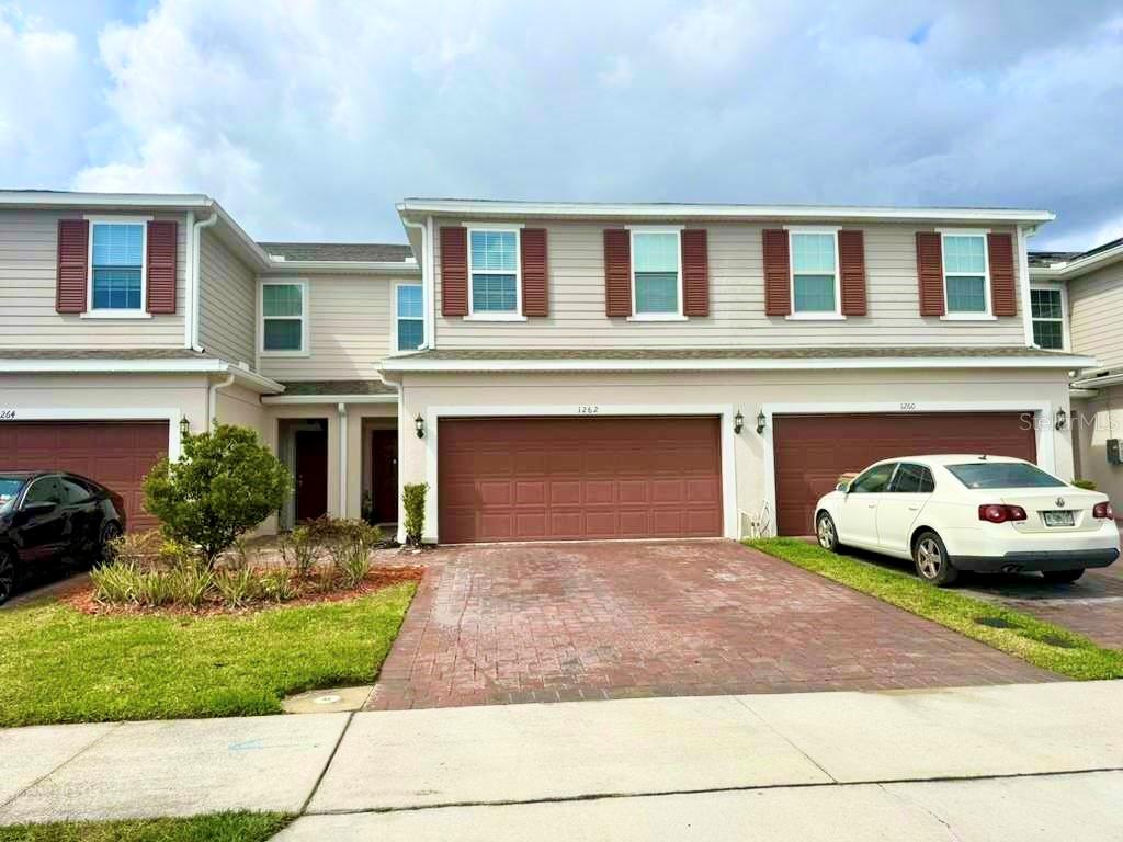 4 bedroom Town house For Sale