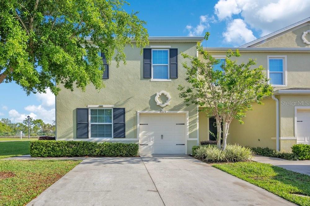 3 bedroom Town house For Sale