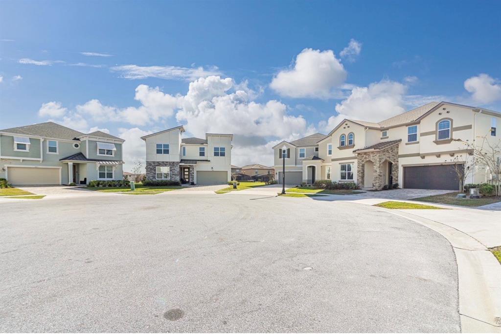 9 bedroom Detached house For Sale