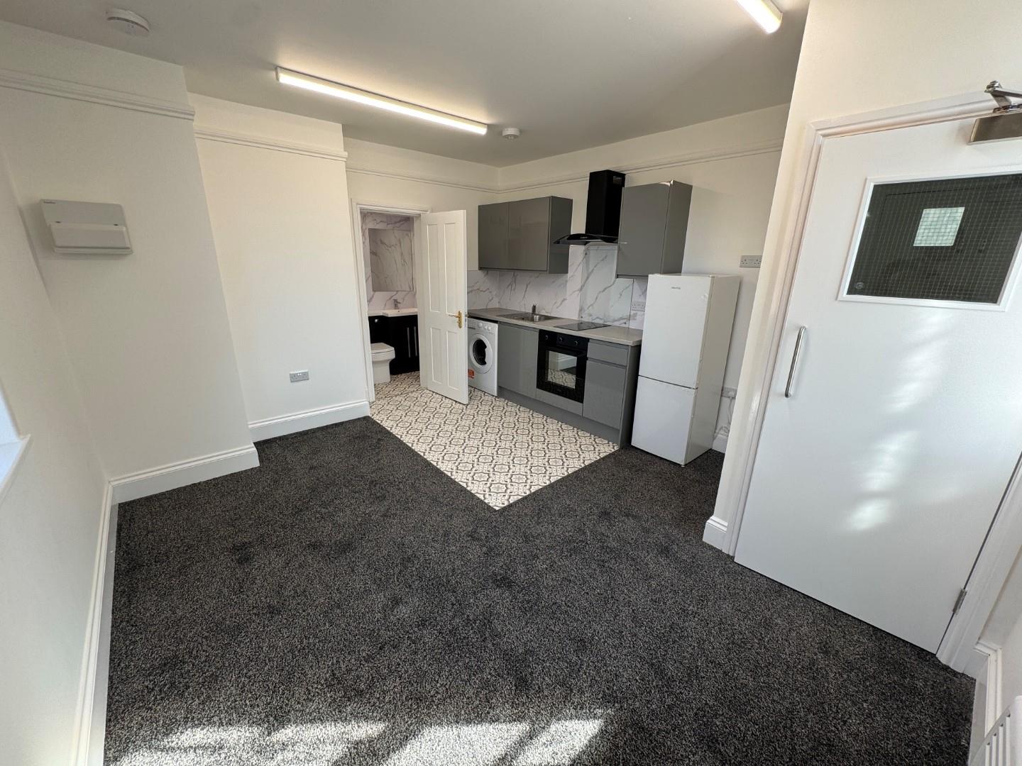 1 bedroom Flat share Let