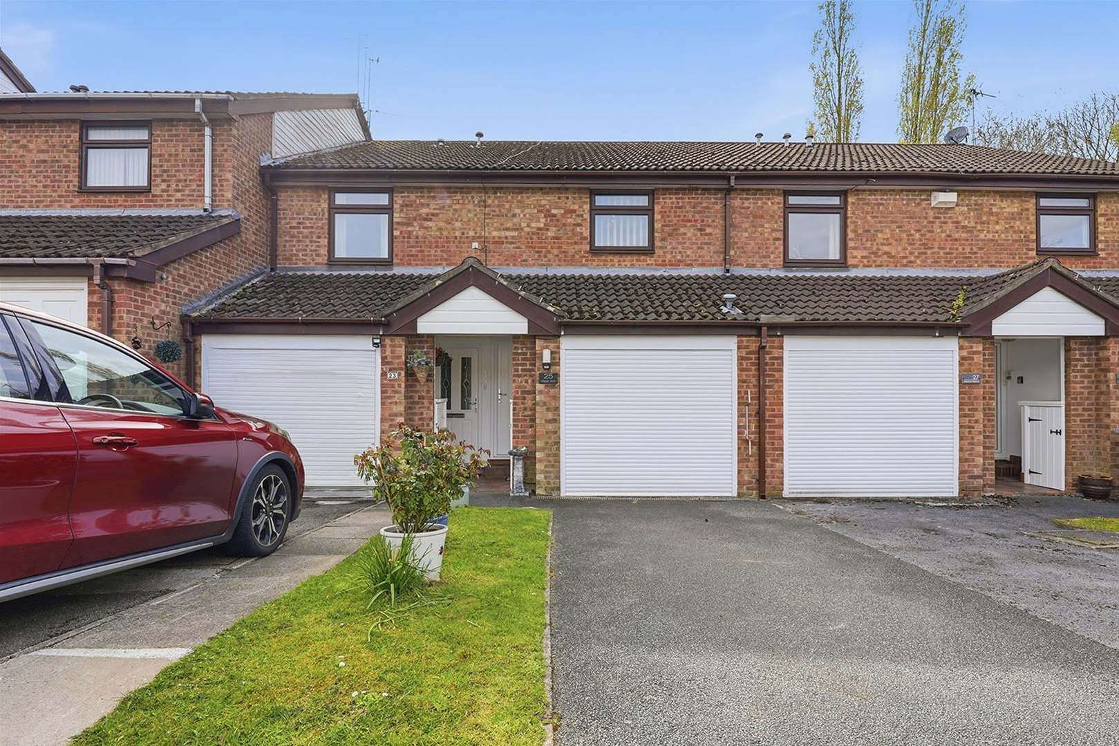 2 bedroom Apartment Under Offer
