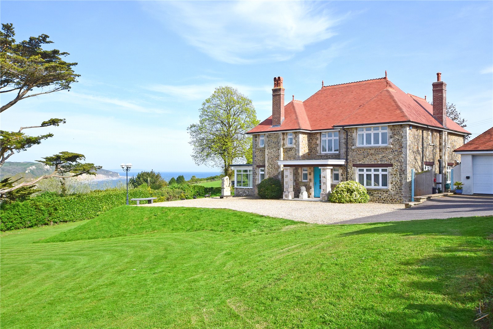 4 bedroom House (unspecified) Under Offer