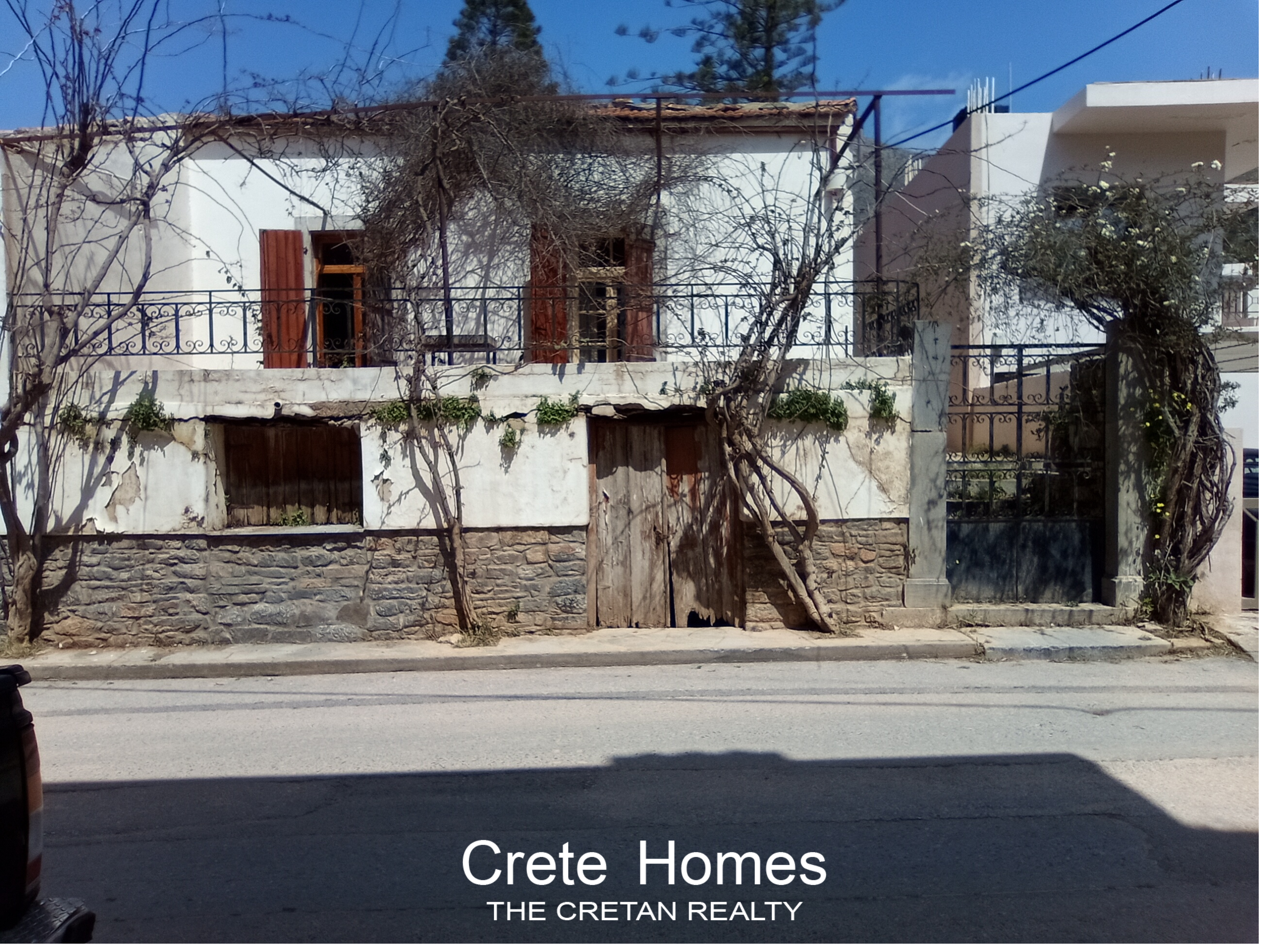 3 bedroom Plot For Sale