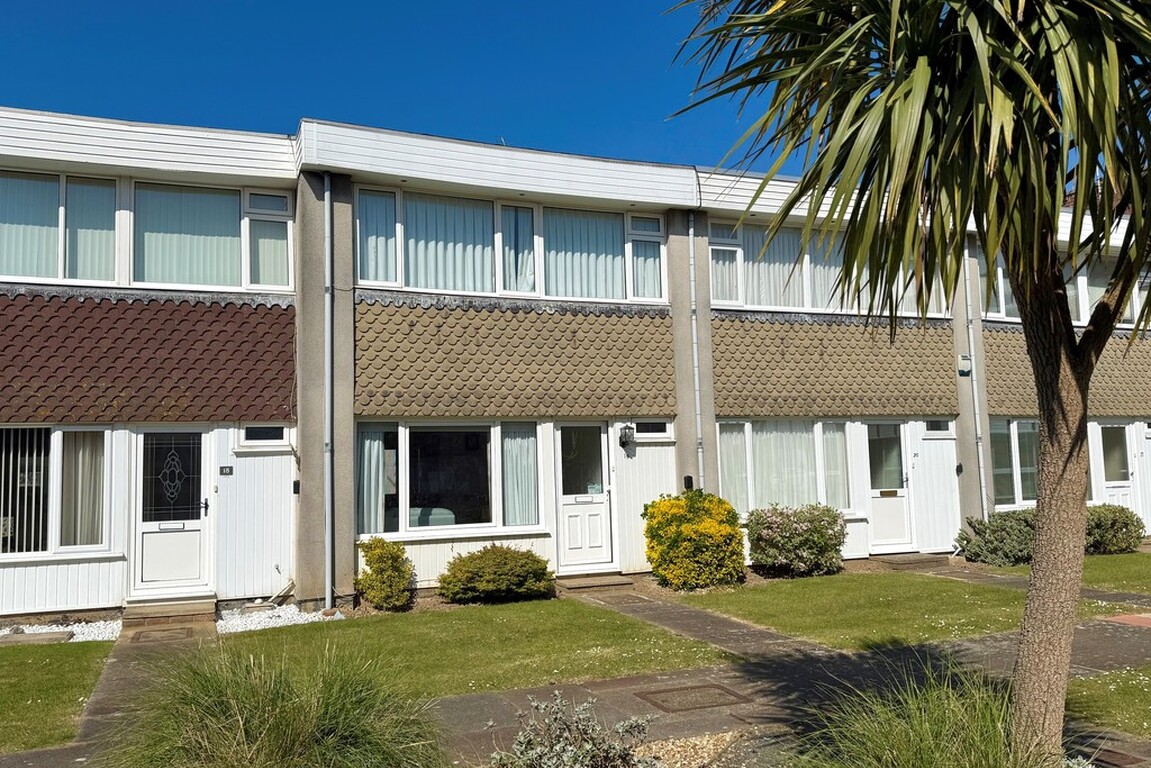 2 bedroom House (unspecified) For Sale