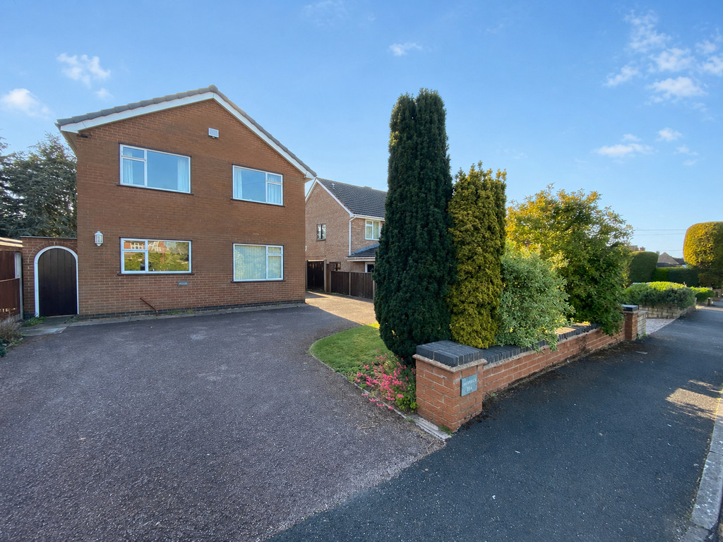 3 bedroom Detached house For Sale