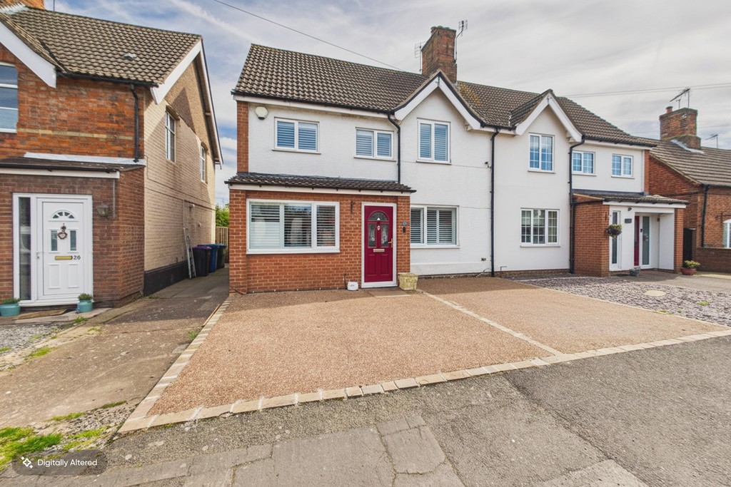 5 bedroom Semi-detached house For Sale