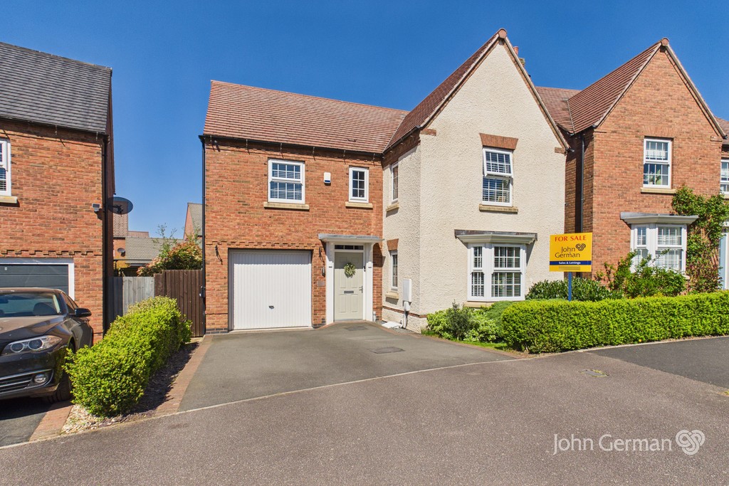 4 bedroom Detached house For Sale