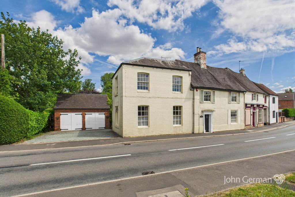 5 bedroom Semi-detached house For Sale