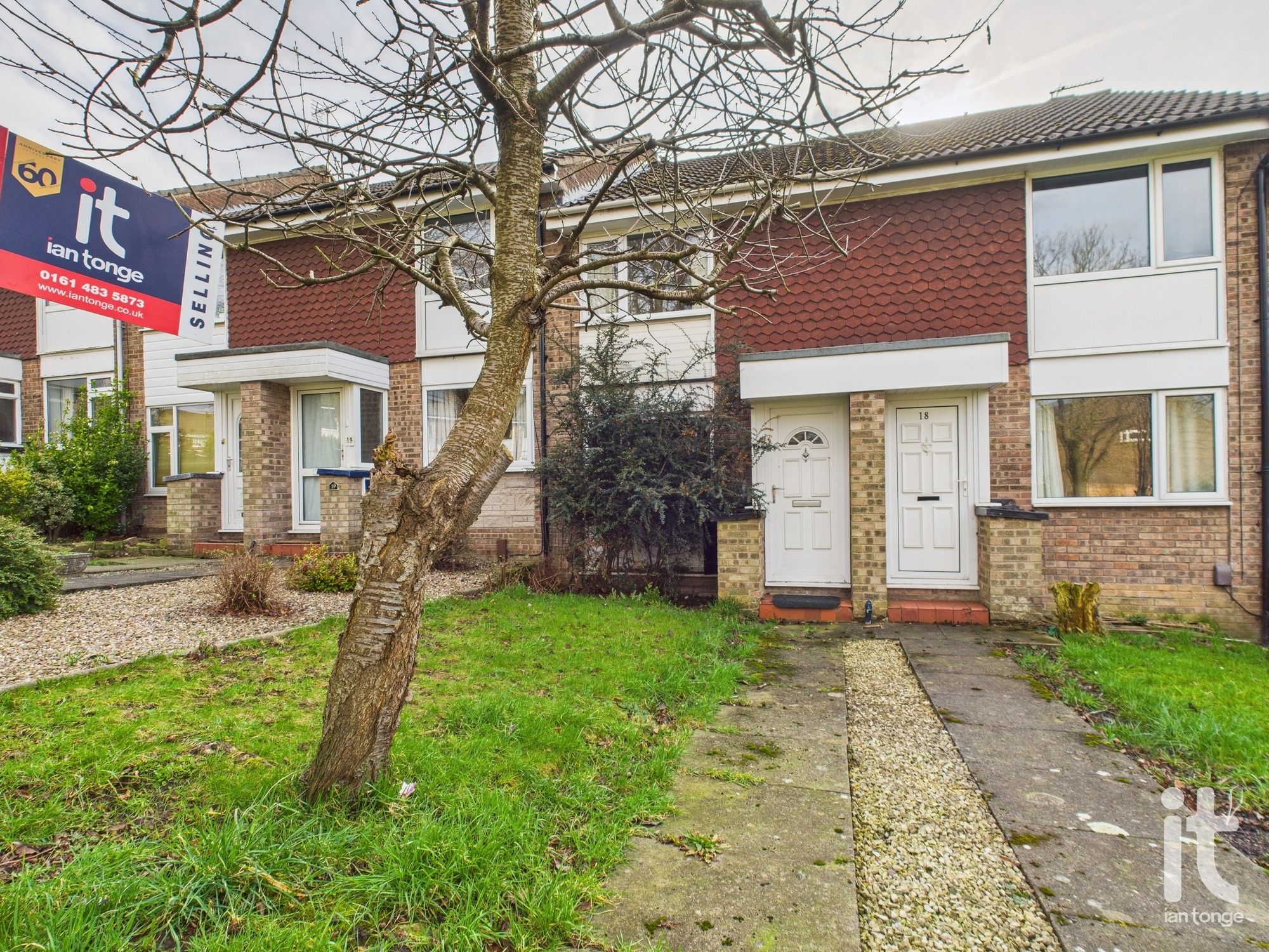 2 bedroom Studio flat Under Offer
