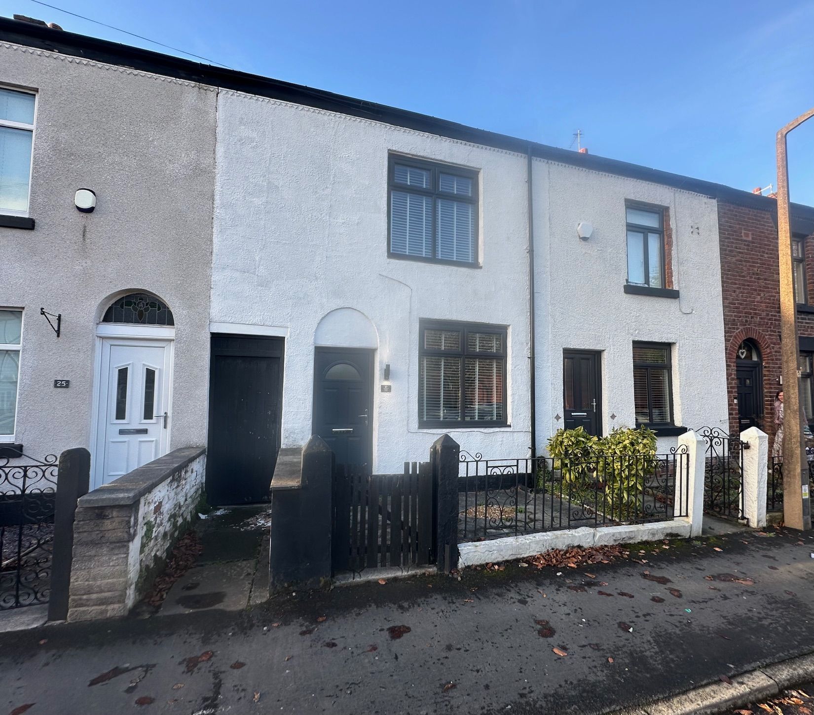 2 bedroom Terraced House Under Offer