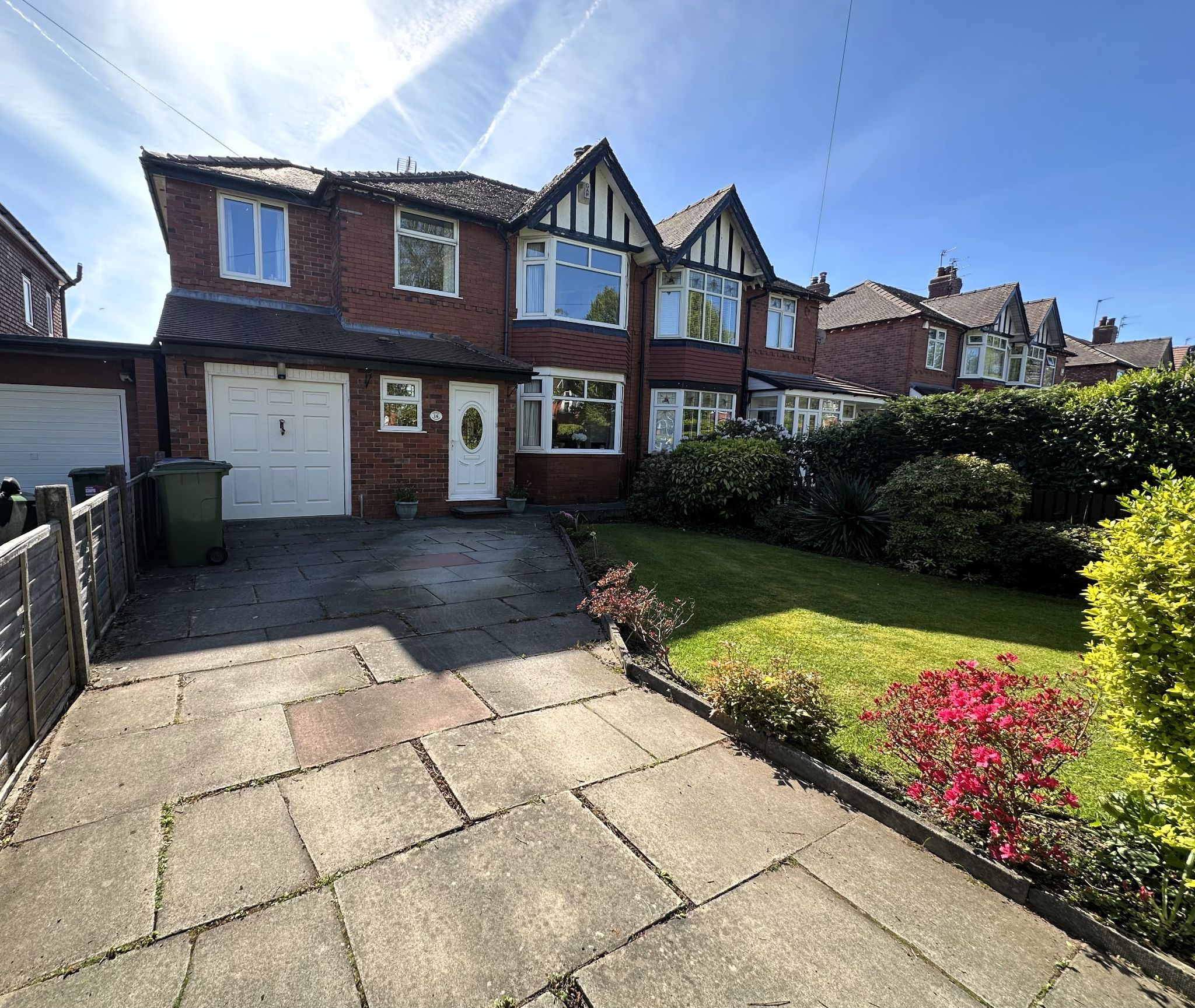 4 bedroom Semi-detached house For Sale