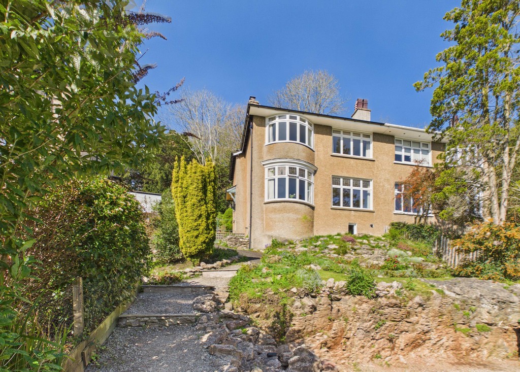 3 bedroom Country House For Sale