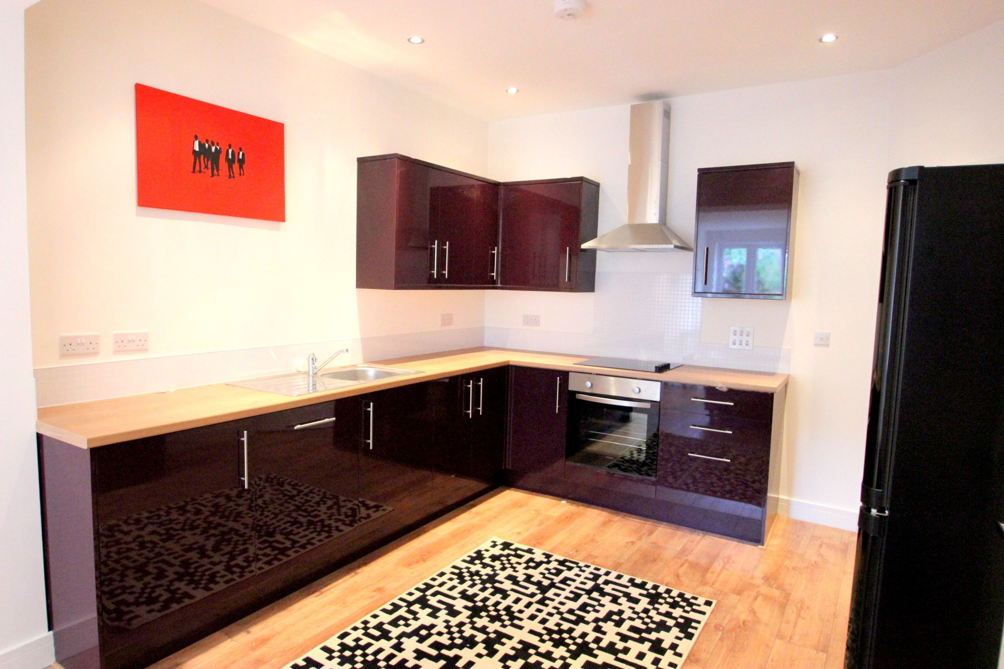 5 bedroom House (unspecified) To Let