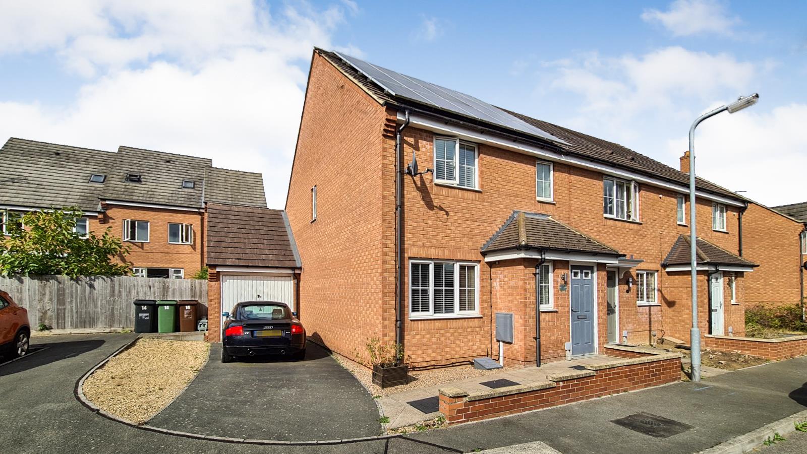 3 bedroom End of terrace house For Sale