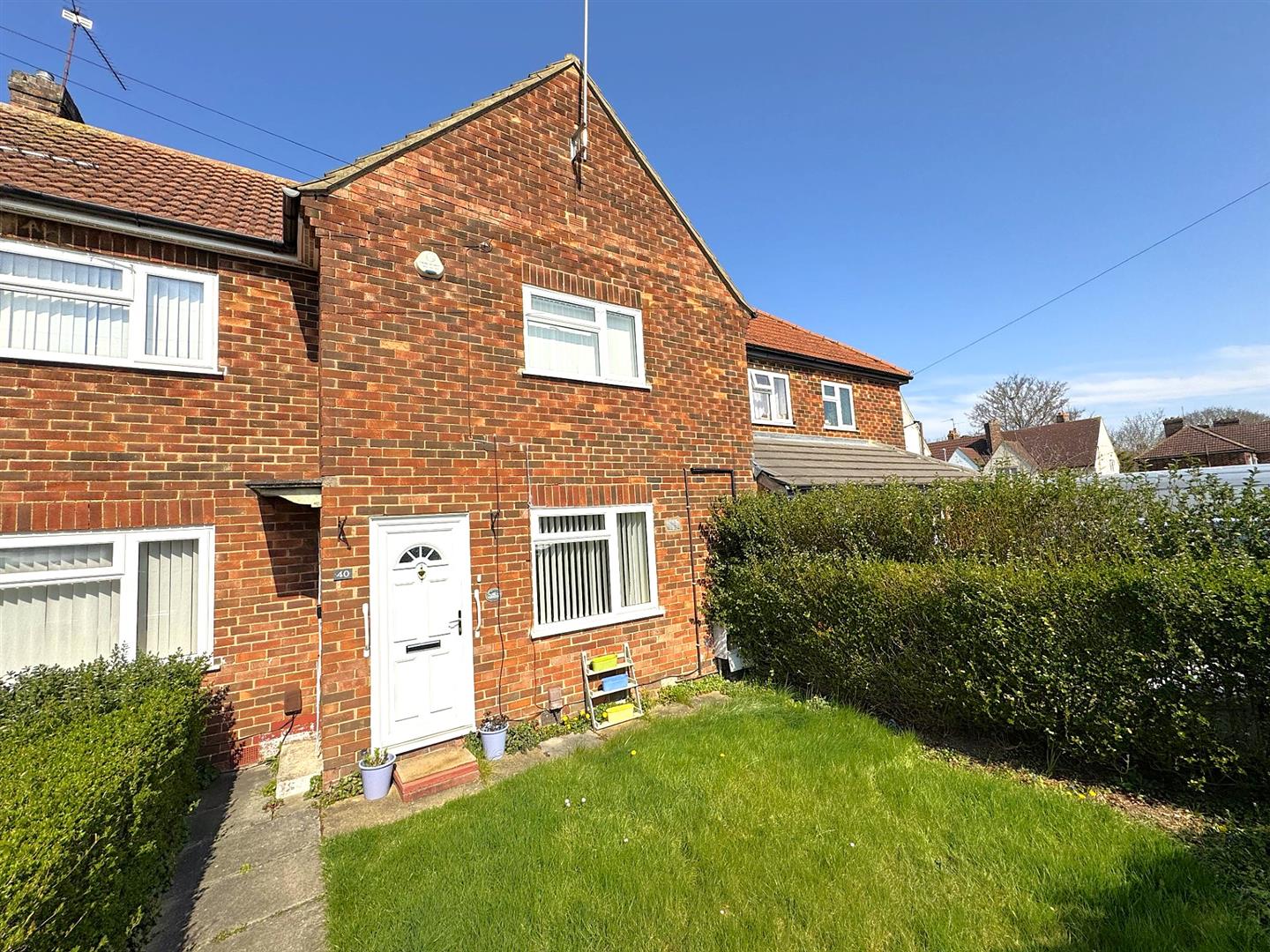 2 bedroom Terraced House Under Offer