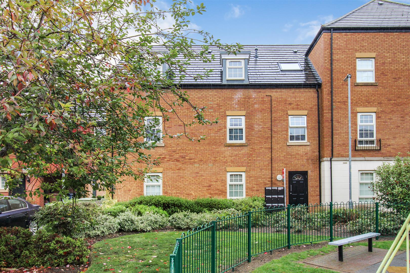 2 bedroom Flat Under Offer