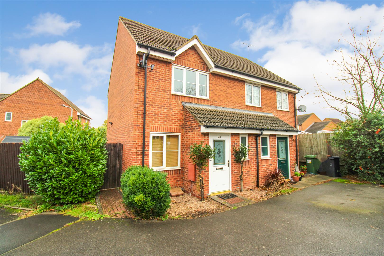 2 bedroom Semi-detached house For Sale