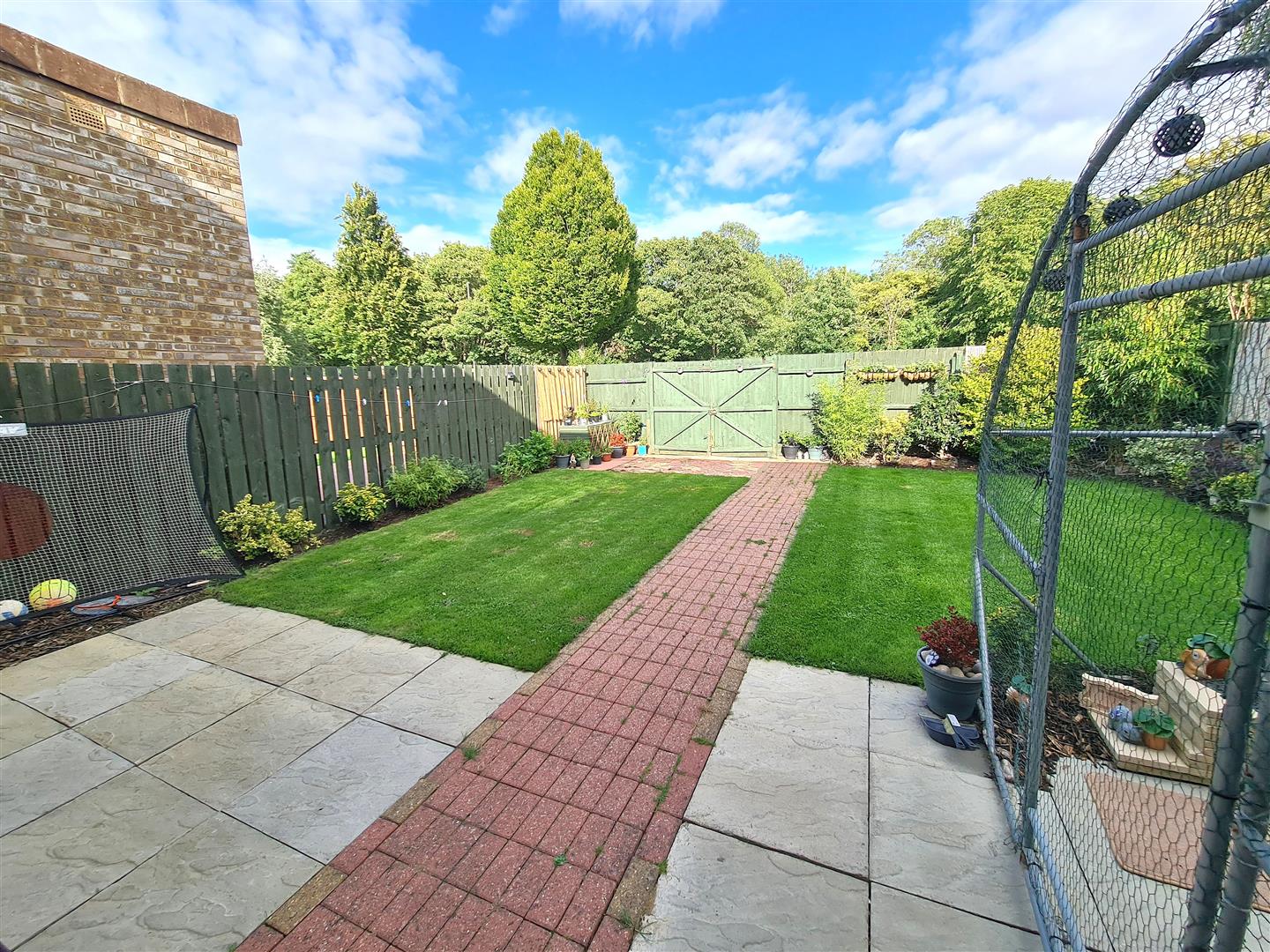 3 bedroom Terraced House Under Offer