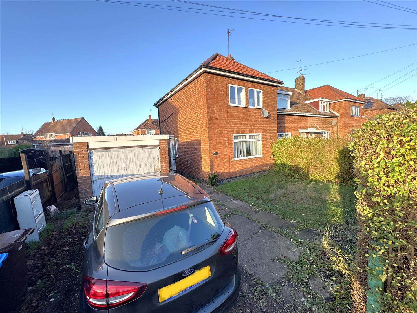3 bedroom End of terrace house Under Offer