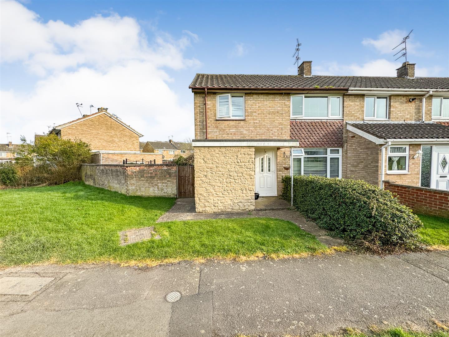 3 bedroom End of terrace house For Sale
