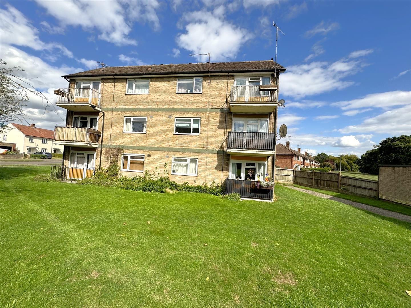 1 bedroom Flat Under Offer