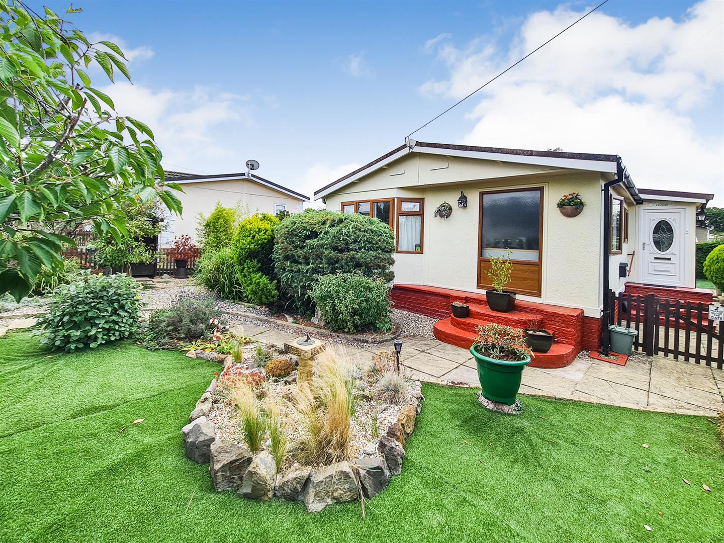 2 bedroom  Under Offer