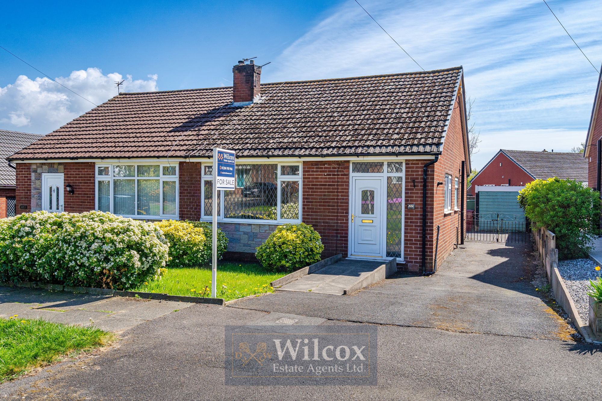 2 bedroom Detached bungalow Under Offer