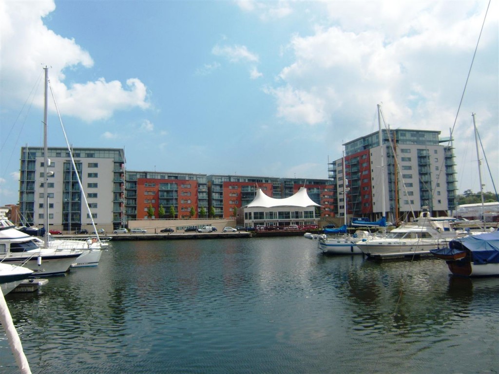 2 bedroom Apartment Let