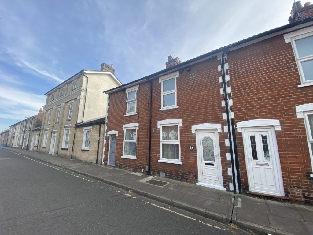 2 bedroom Terraced House To Let