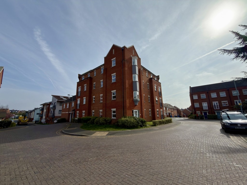 2 bedroom Apartment For Sale